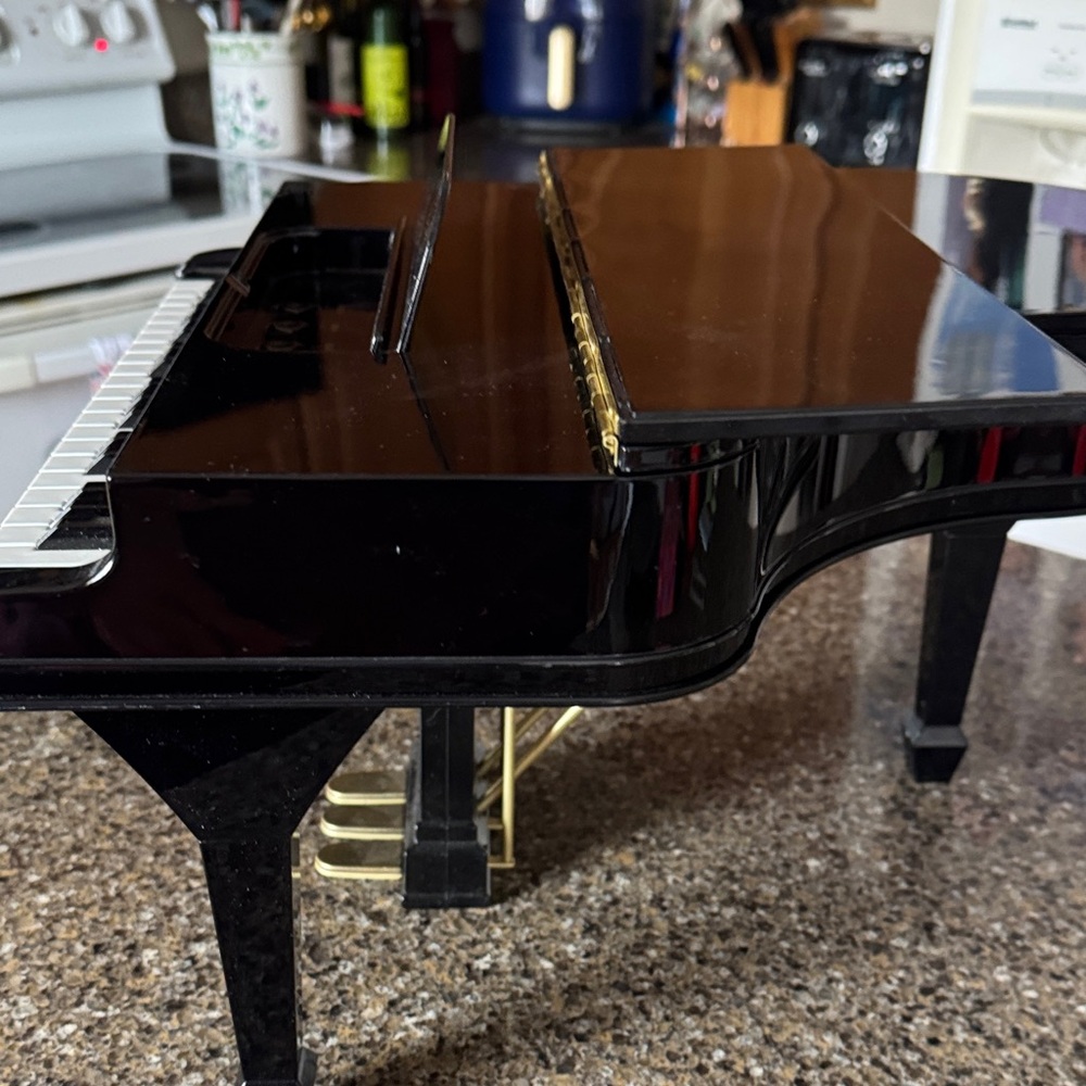 Vintage 2007 RARE American Girl Doll Grand Piano - Works & Like NEW! Bonus Book! - Picture 14 of 15